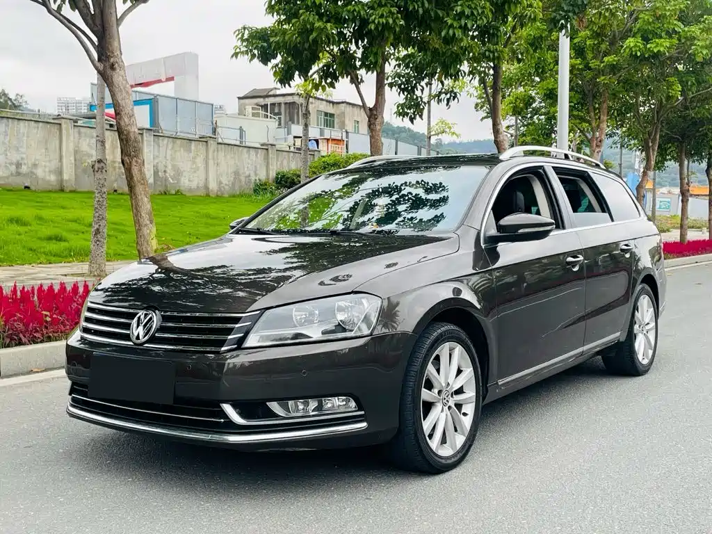 Volkswagen Magotan 2015