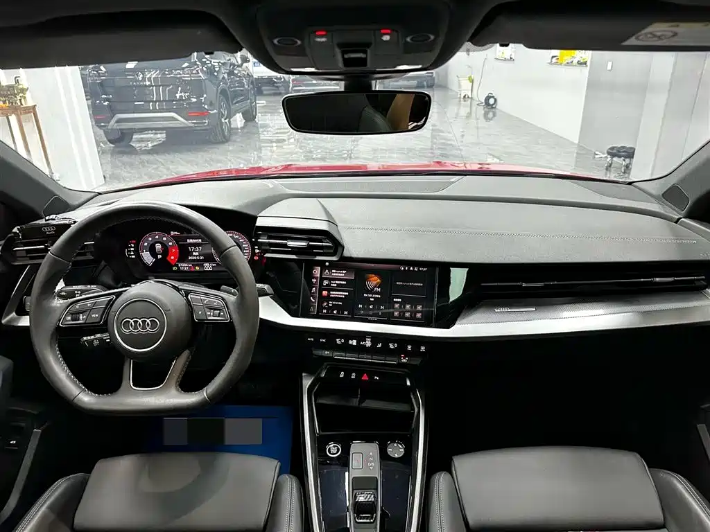 Audi A3 2022 — фото 11