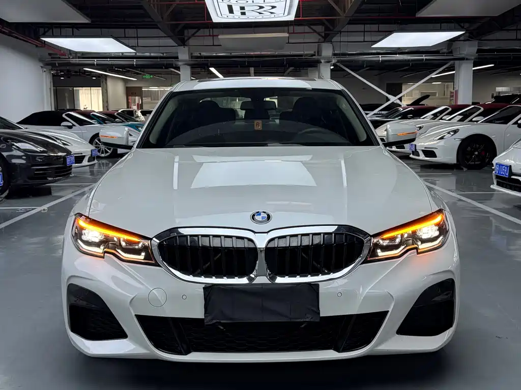 BMW 3 Series 2021