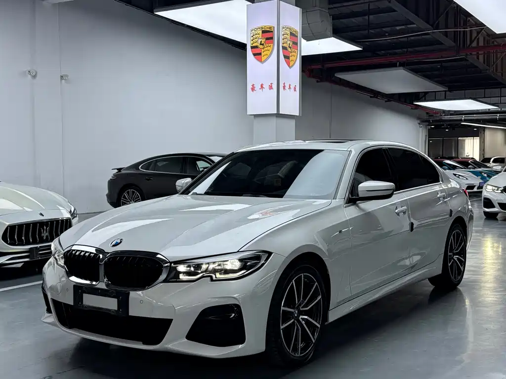 BMW 3 Series 2022