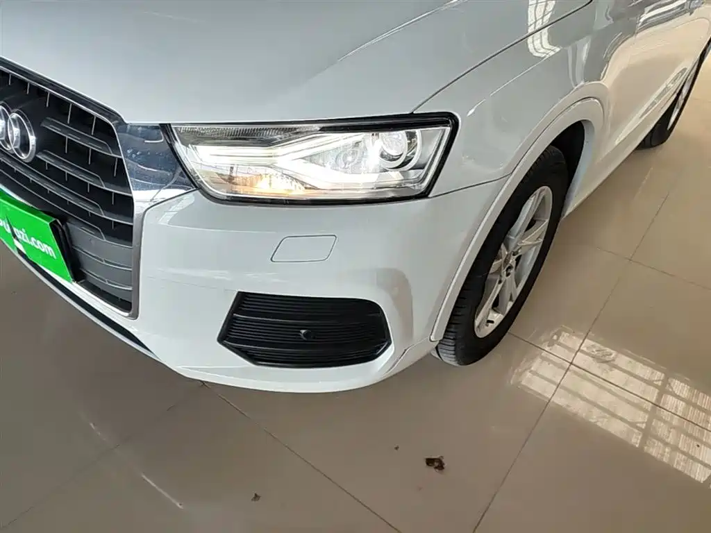 Audi Q3 2017 — фото 24
