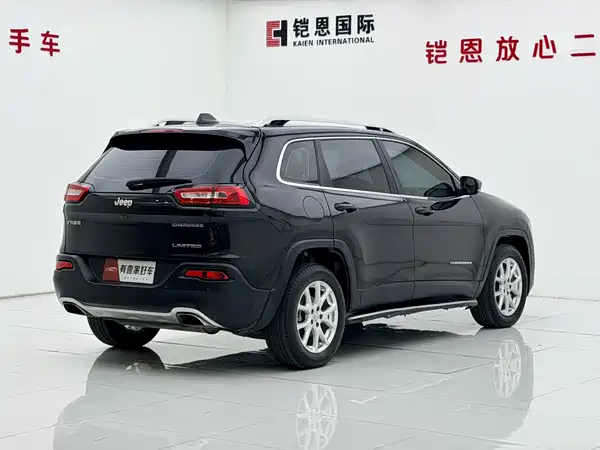 Jeep Cherokee 2017