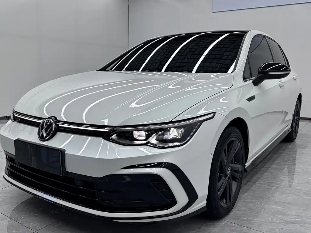 Volkswagen Golf 2023