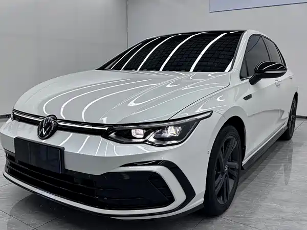 Volkswagen Golf 2023