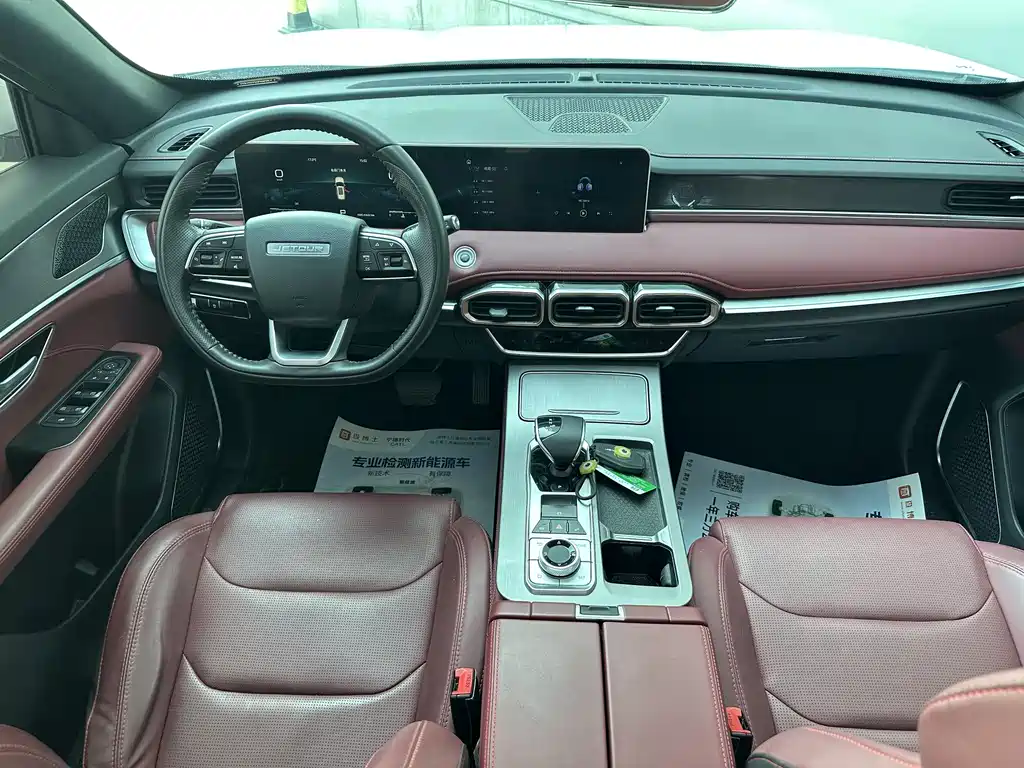 Jetour X70 PLUS 2023 — фото 10