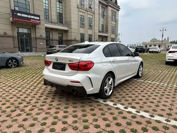 BMW 1 Series 2022