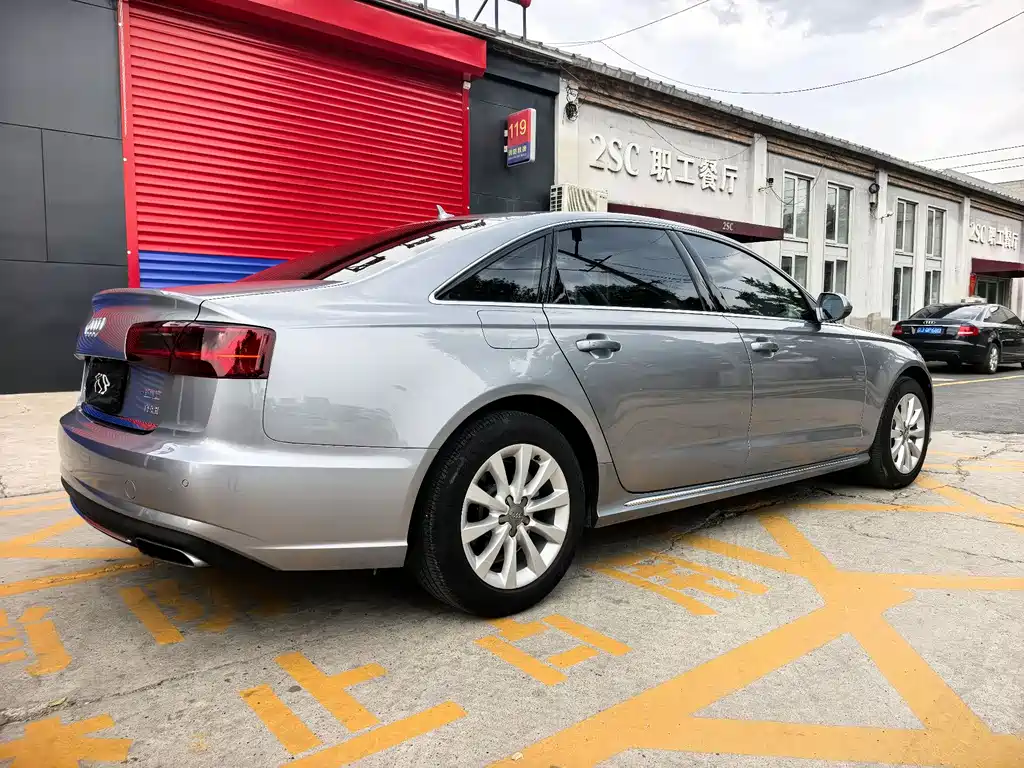 Audi A6L 2016