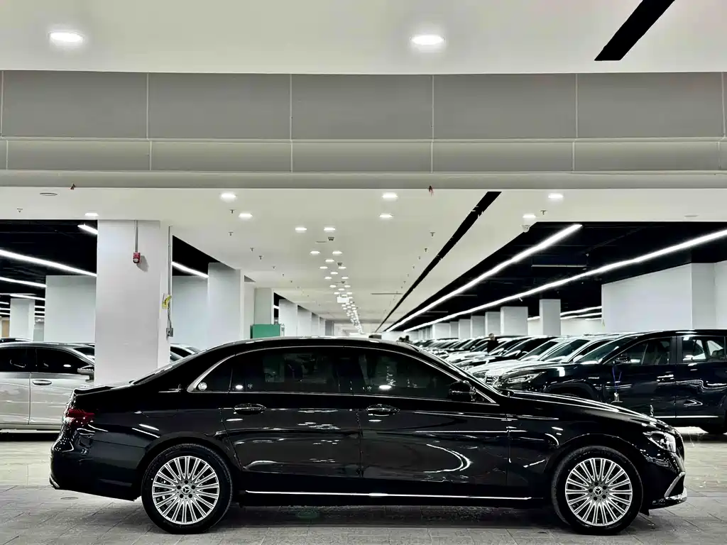 Mercedes-Benz E-Class 2021 — фото 4