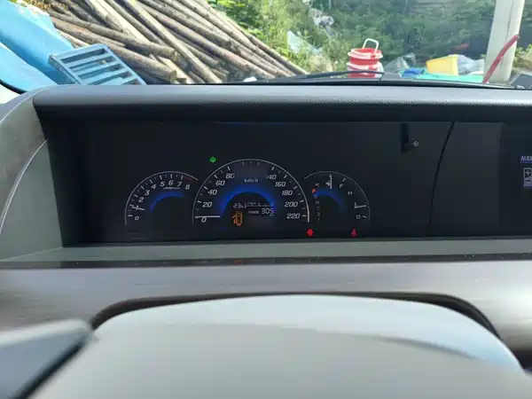 Honda Elysion 2016