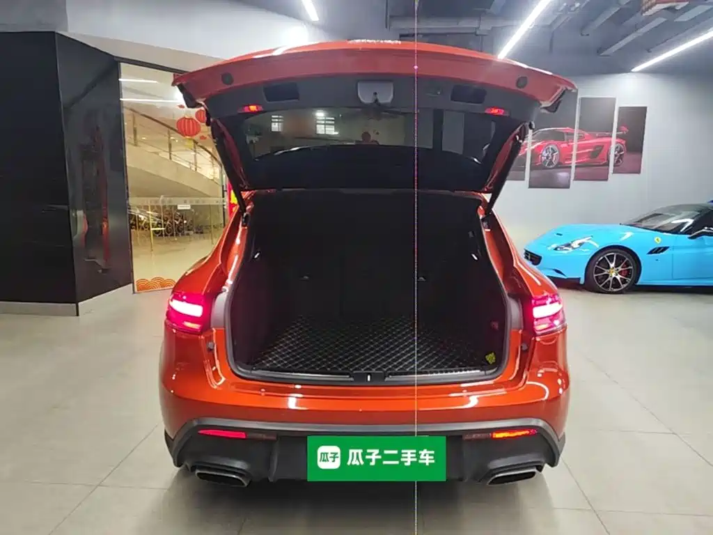 Porsche Macan 2024 — фото 19