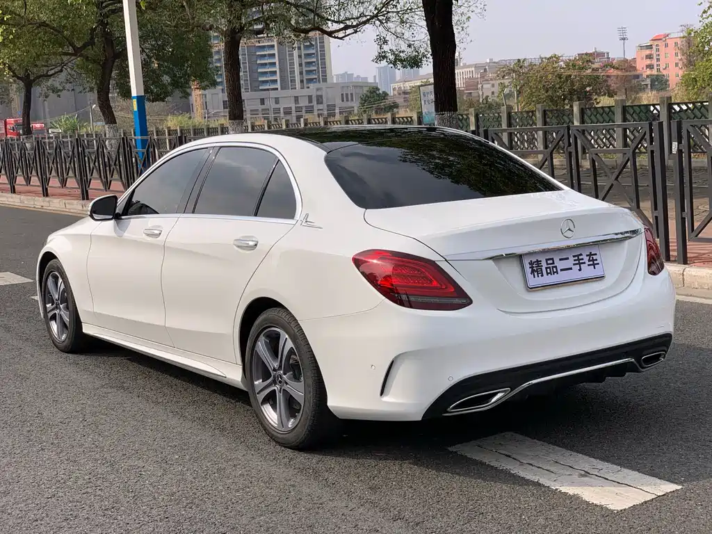 Mercedes-Benz C-Class 2020 — фото 6