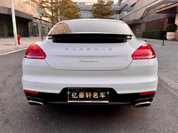 Porsche Panamera 2014