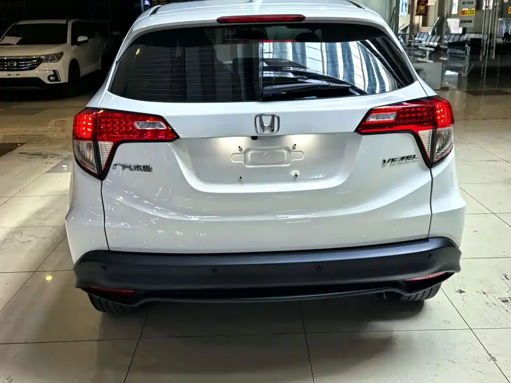 Honda Vezel 2022 — фото 11