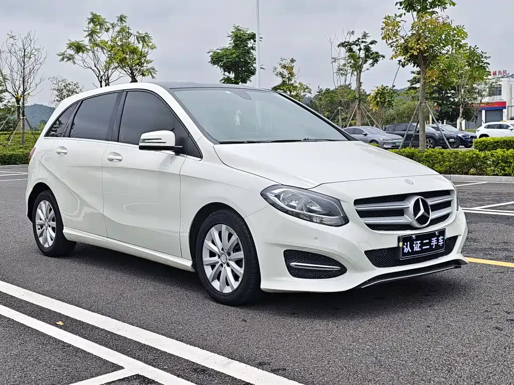 Mercedes-Benz B-Class 2017 — фото 8