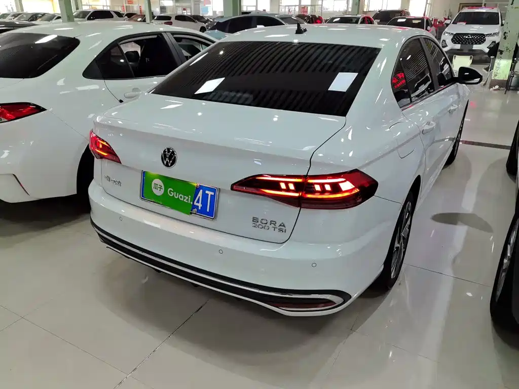 Volkswagen Bora 2025