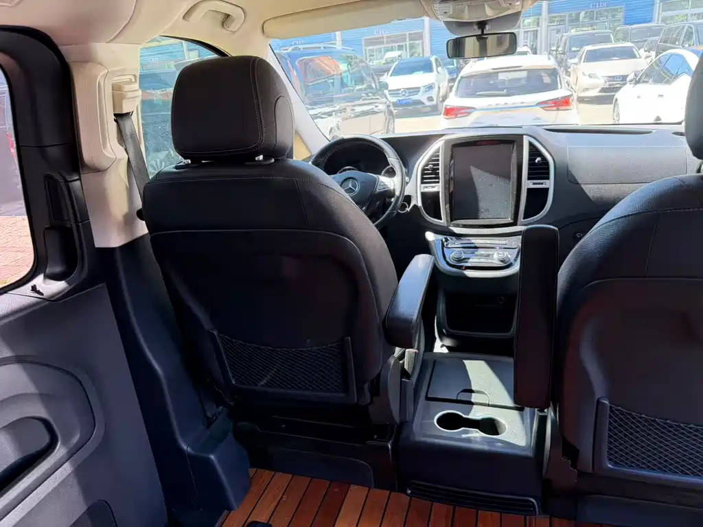 Mercedes-Benz Vito 2019 — фото 10