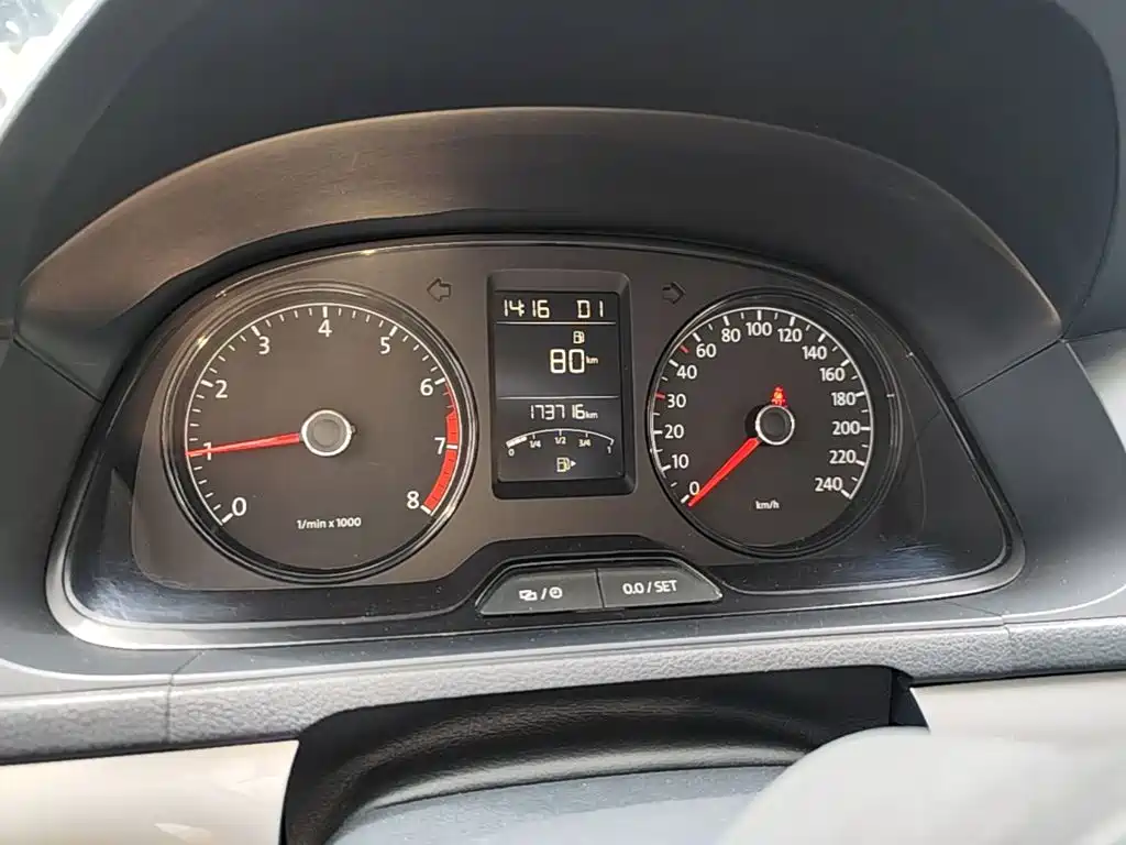 Volkswagen Gran Lavida 2015 — фото 12