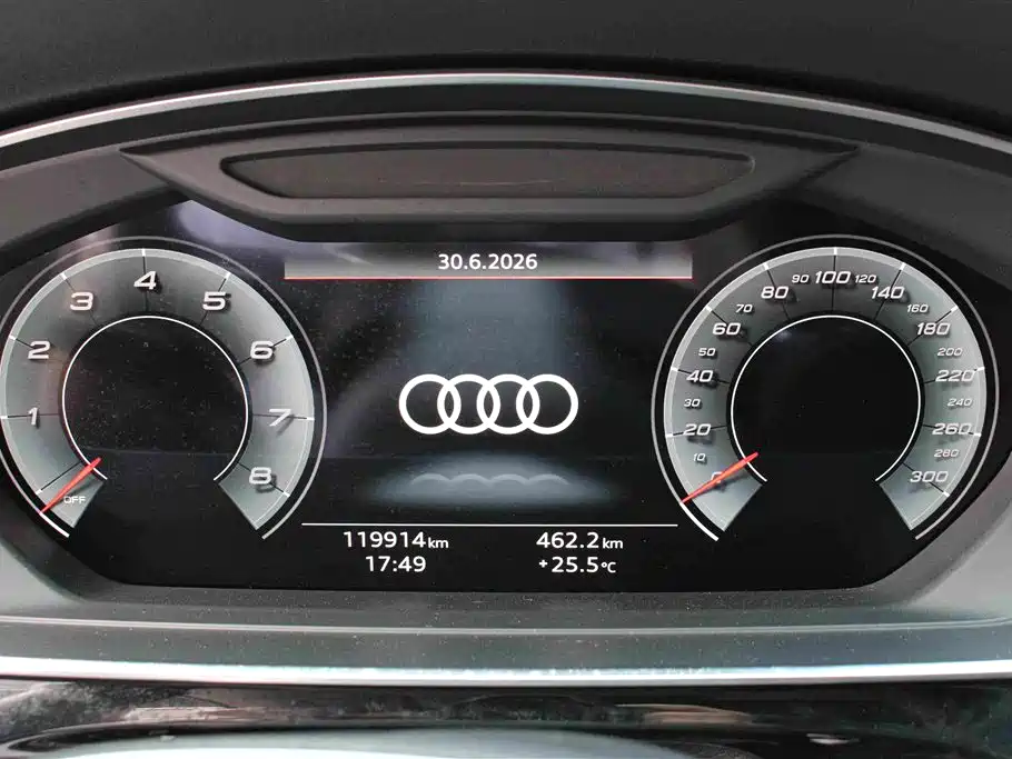 Audi A8 2021 — фото 13