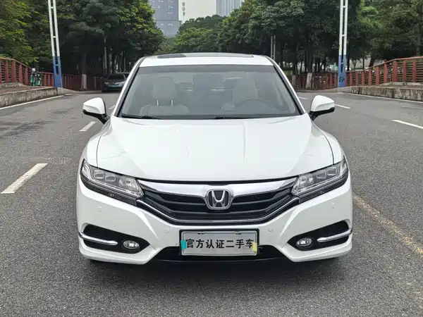 Honda Spirior 2015