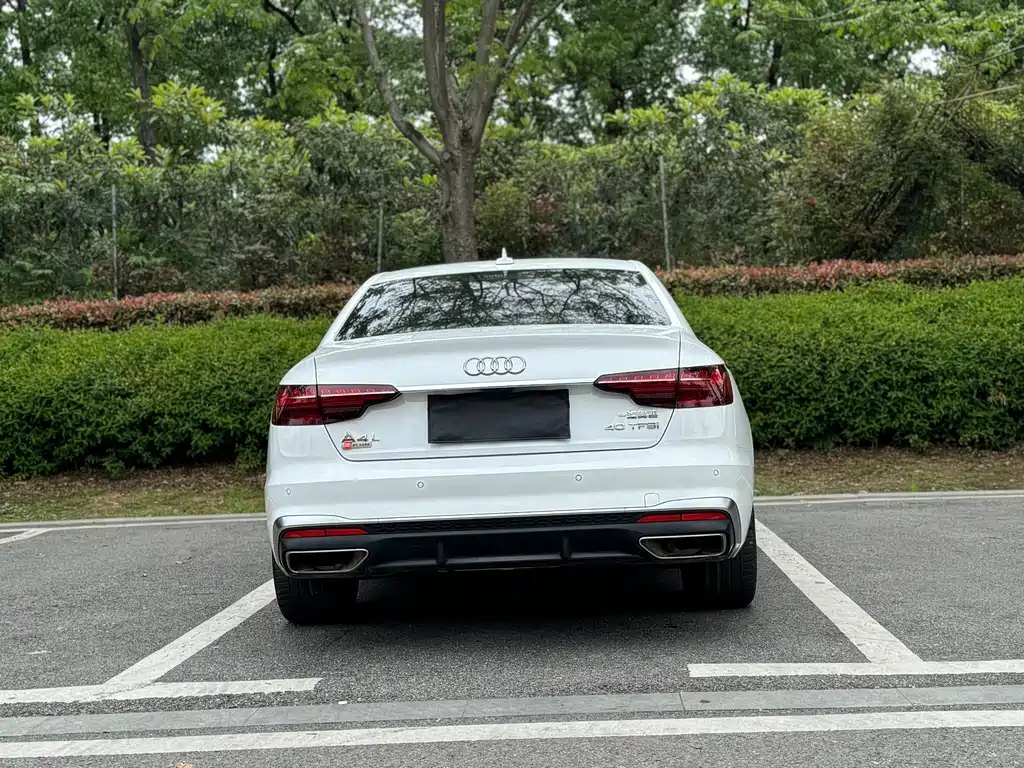 Audi A4L 2021 — фото 18