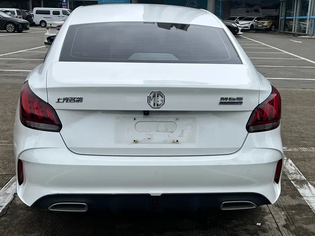 MG 5 2022
