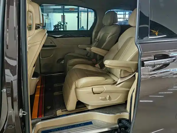 Buick GL8 2019