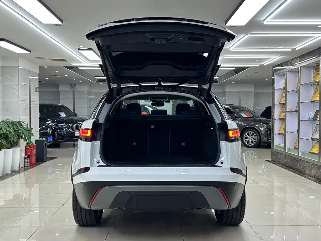 Land Rover Velar 2018 — фото 7