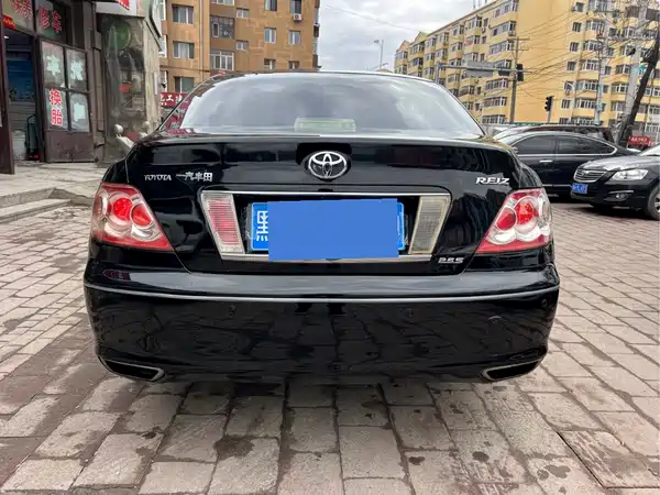 Toyota Reiz 2009