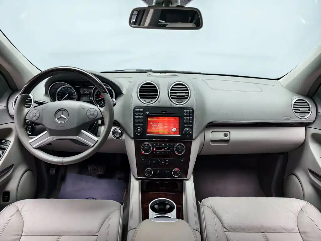 Mercedes-Benz GL-Class 2011 — фото 17