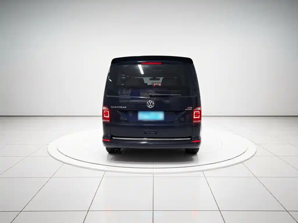 Volkswagen Caravelle 2017 — фото 10