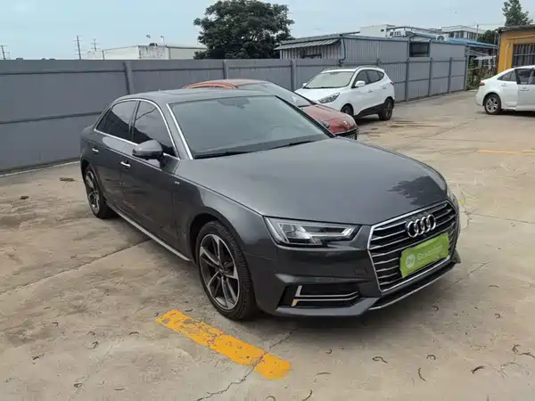 Audi A4L 2020