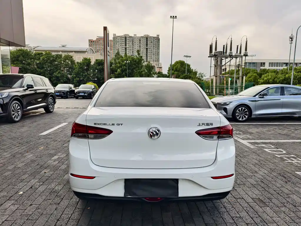 Buick Excelle 2021