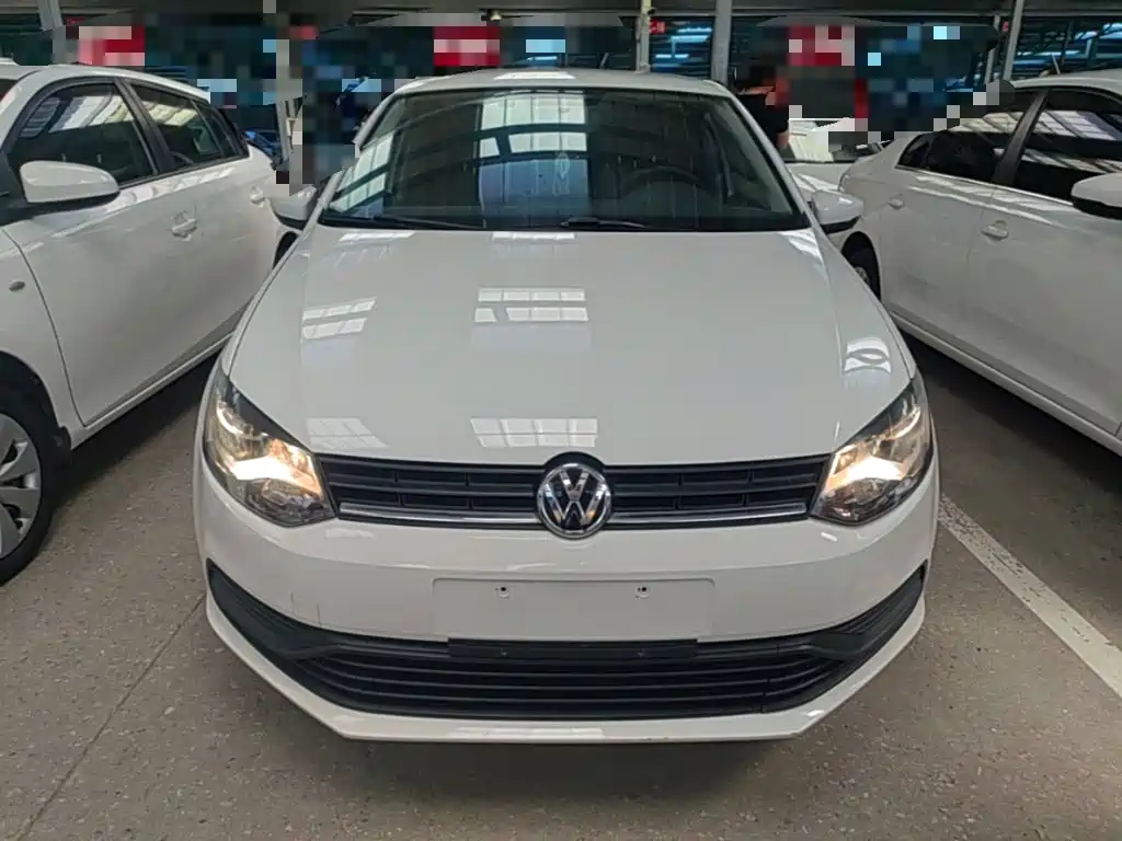 Volkswagen Polo 2015