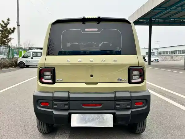 Geely Galaxy Panda 2023