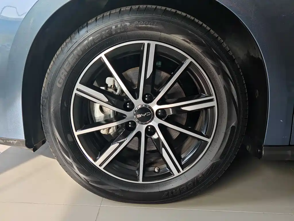 BYD Seal 06 2025 — фото 10