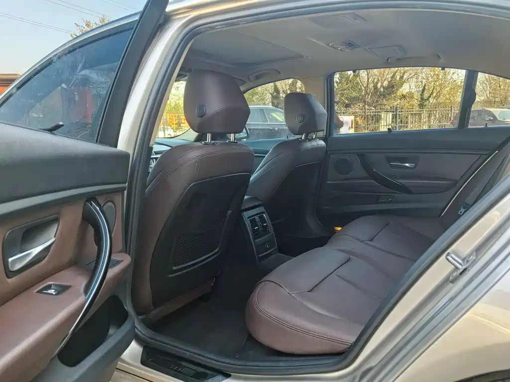 BMW 3 Series 2018