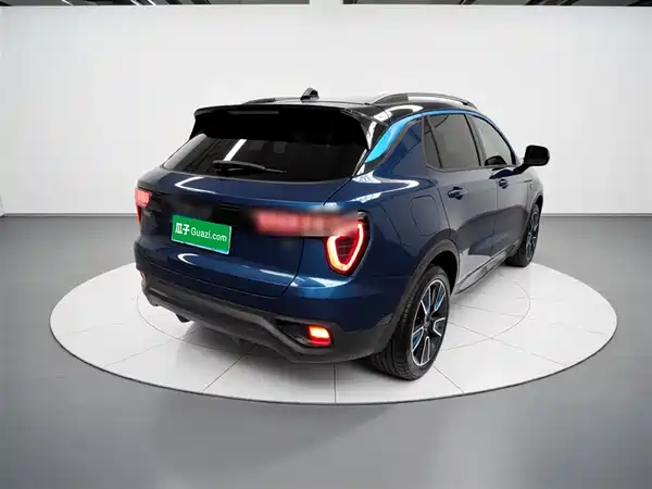 Lynk & Co 01 2017