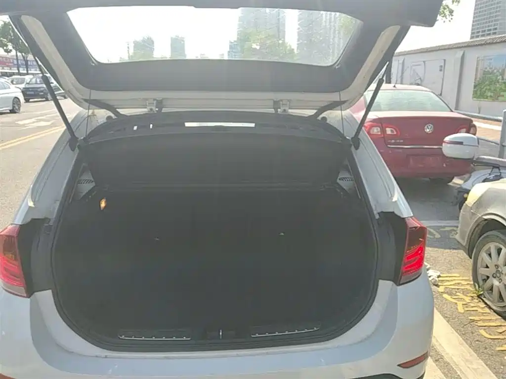 BMW X1 2014 — фото 19