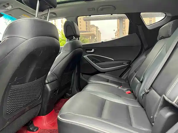 Hyundai Santa Fe 2017