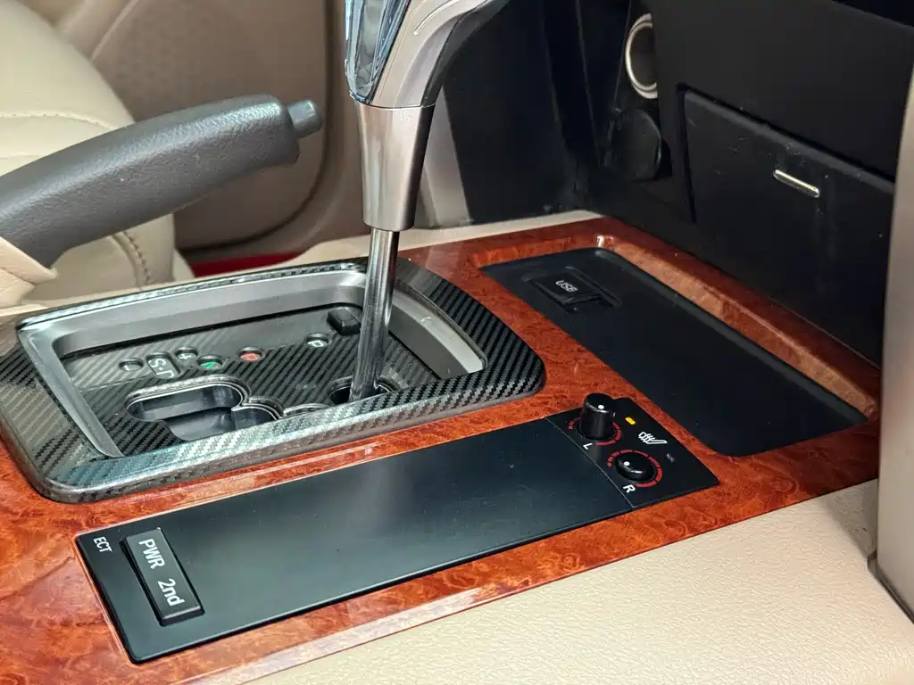 Toyota Land Cruiser 2016 — фото 23