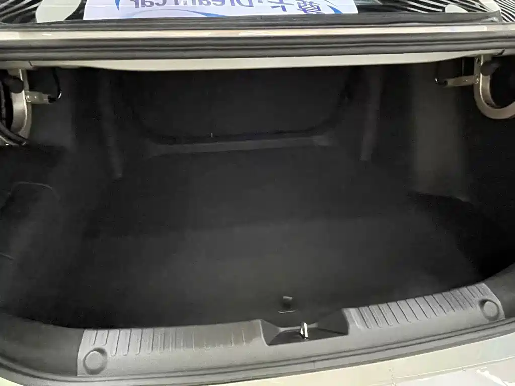 Geely Galaxy Star 6 2025 — фото 11
