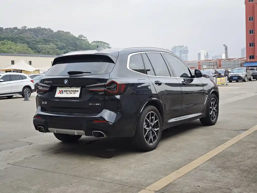 BMW X3 2022 — фото 3