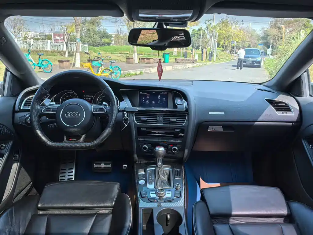 Audi RS 5 2015