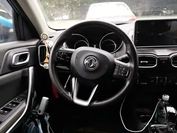 Dongfeng Fengshen AX4 2019