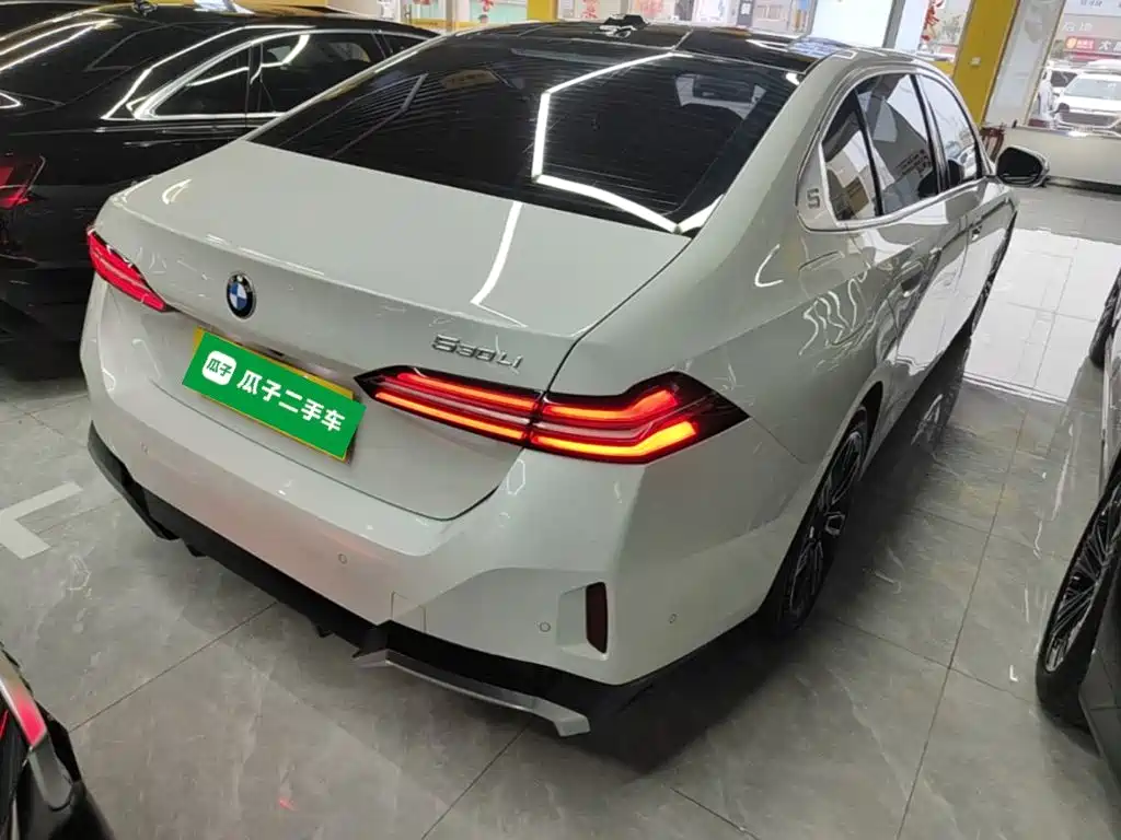 BMW 5 Series 2024