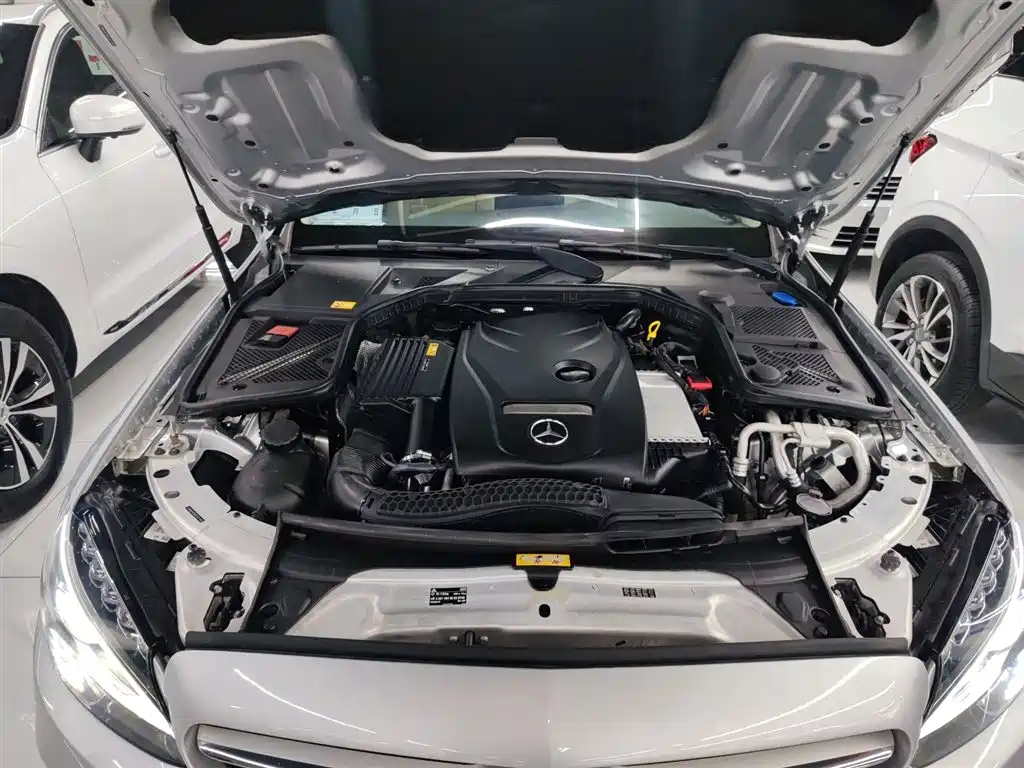 Mercedes-Benz C-Class 2015 — фото 20