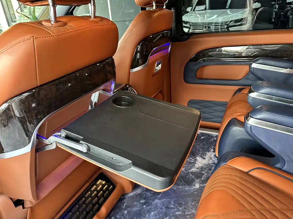 Mercedes-Benz Vito 2023 — фото 14