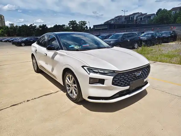 Ford Mondeo 2022