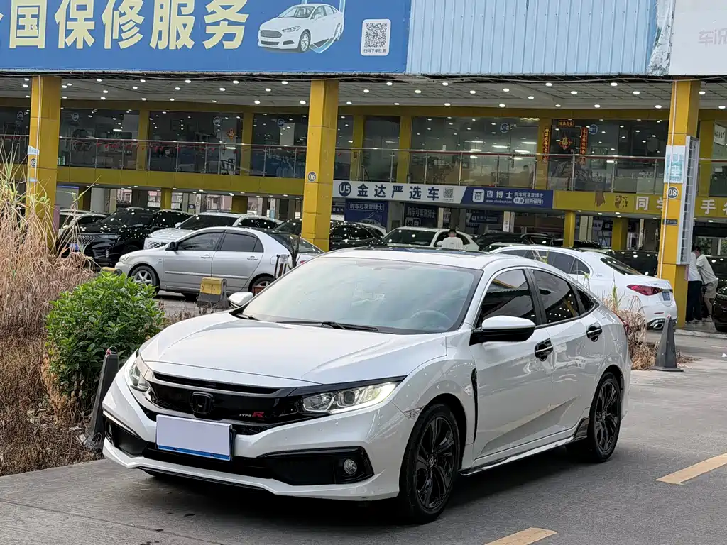 Honda Civic 2020 — фото 1