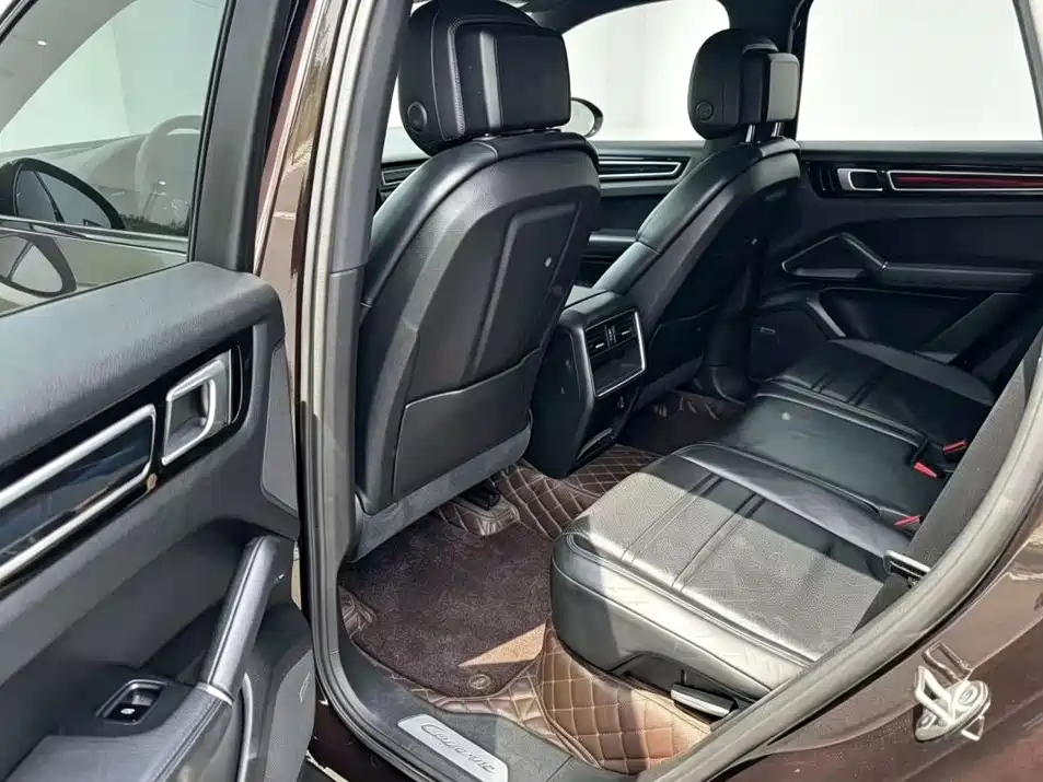 Porsche Cayenne 2018 — фото 4